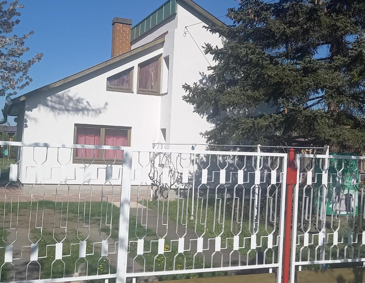 Ket Puli Vendeghaz Daire Bekescsaba Dış mekan fotoğraf